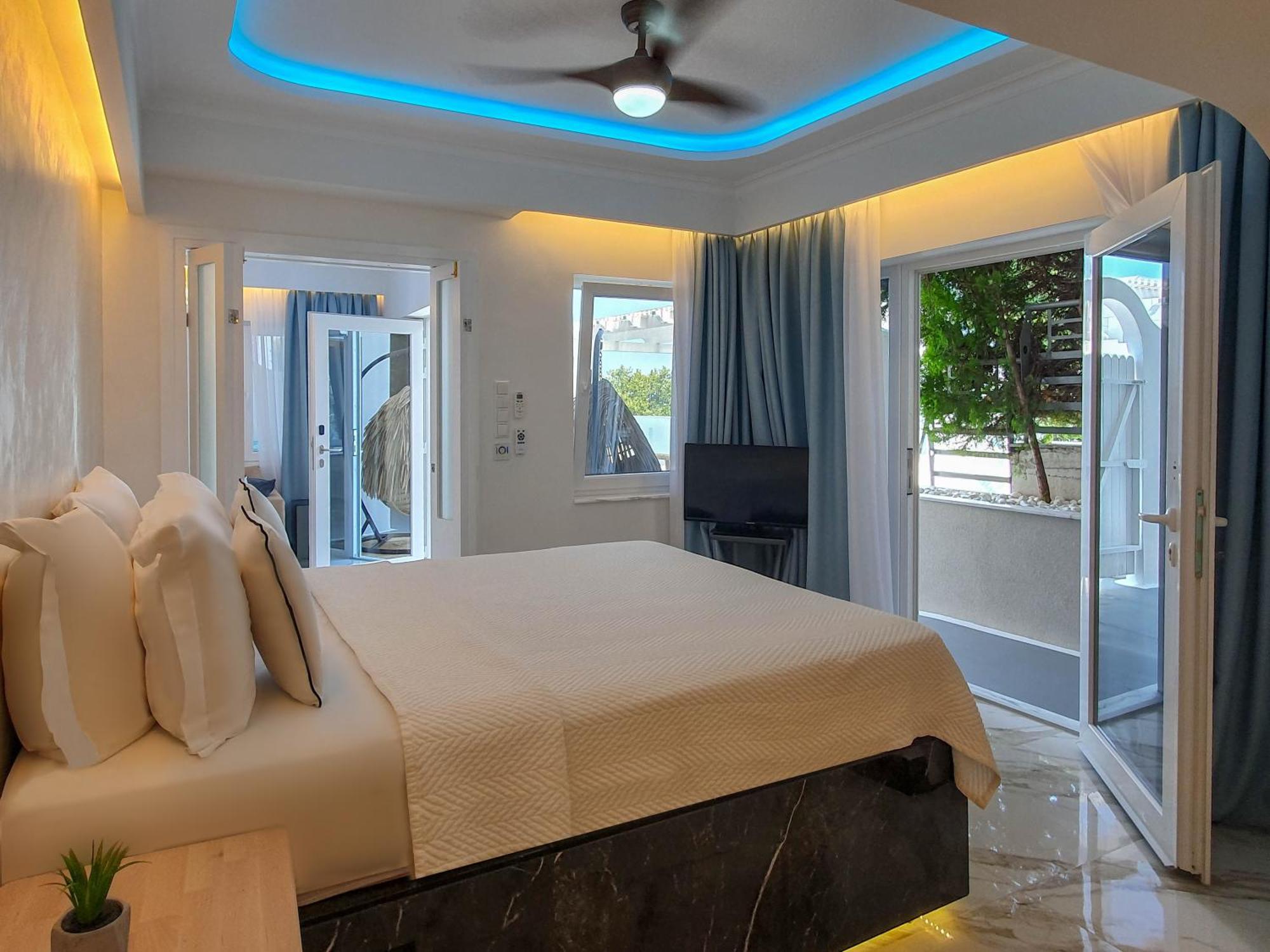 Panorama Suites & Spa - Adults Only Стомио Номер фото