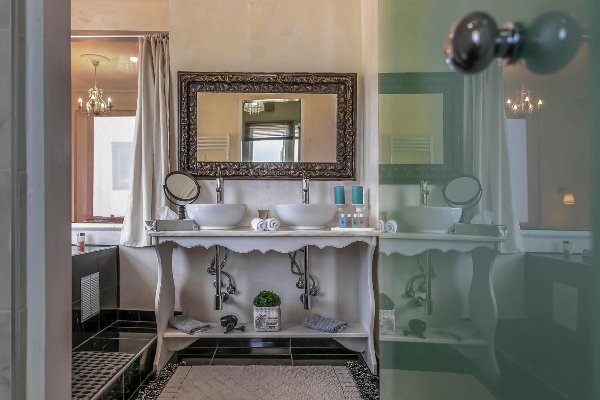 Panorama Suites & Spa - Adults Only Стомио Номер фото
