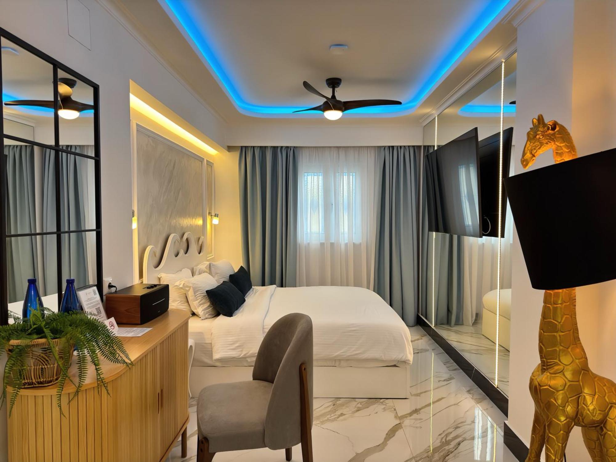 Panorama Suites & Spa - Adults Only Стомио Номер фото