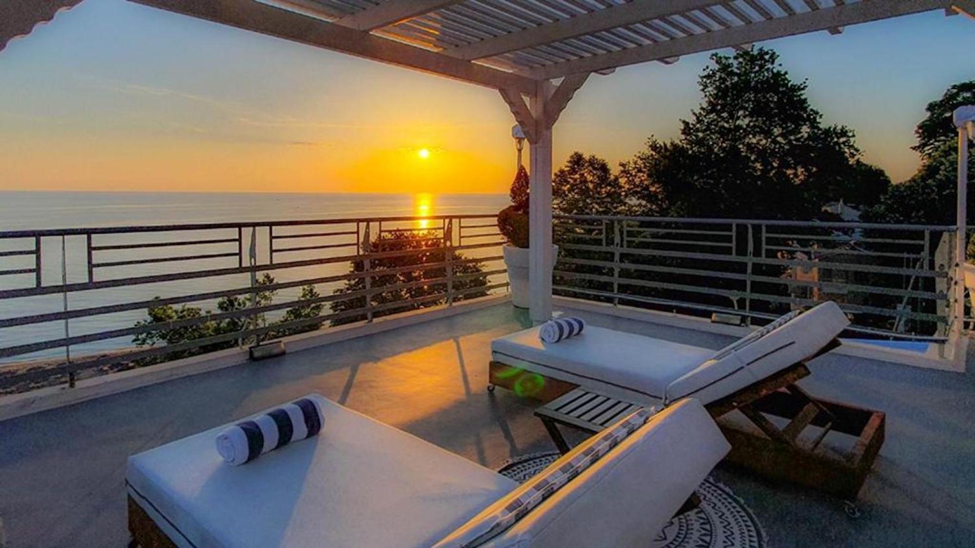 Panorama Suites & Spa - Adults Only Стомио Экстерьер фото