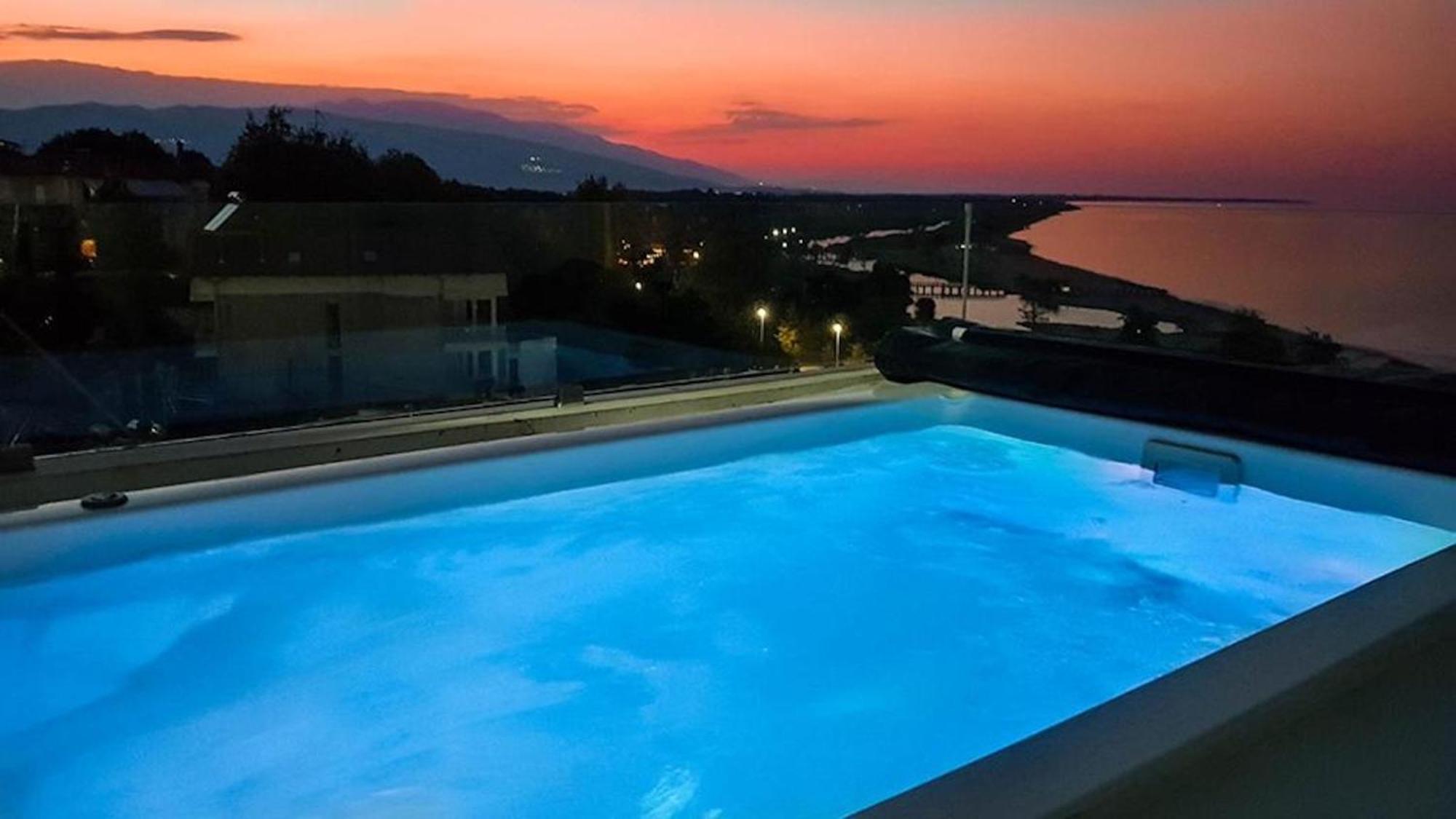 Panorama Suites & Spa - Adults Only Стомио Номер фото